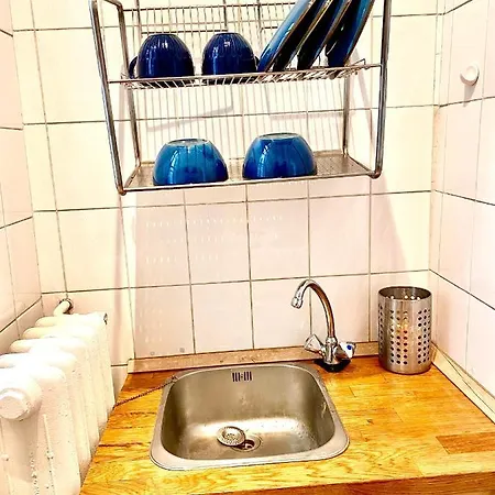 Arty Studio Flat At Center Apartment Budapest